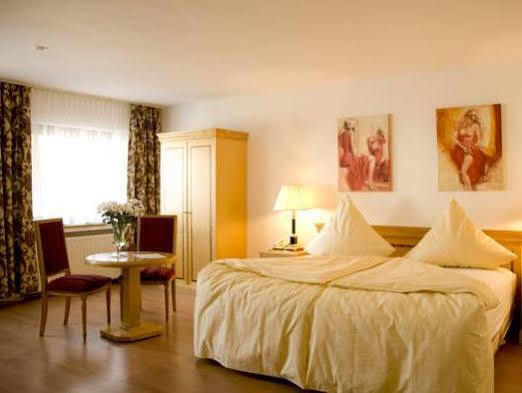 ברגיש גלאדבך Hotel Koelner Hof Refrath מראה חיצוני תמונה